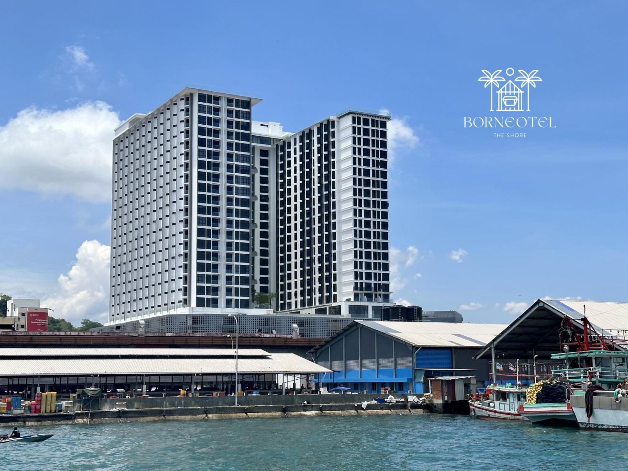 Borneotel The Shore Kk By Chg Kota Kinabalu Exterior photo